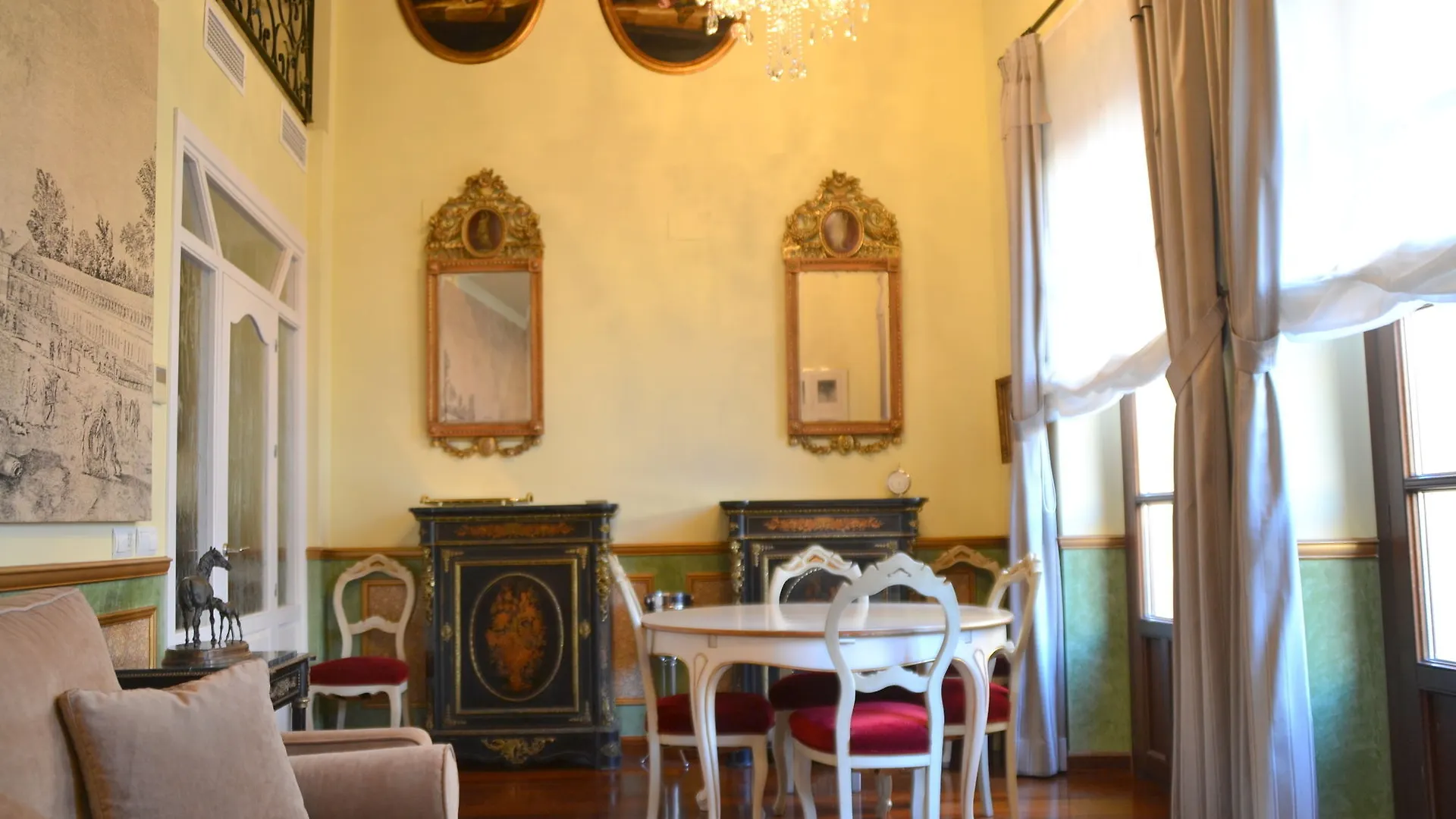 La Mansion De Calle Compania Malaga Spain